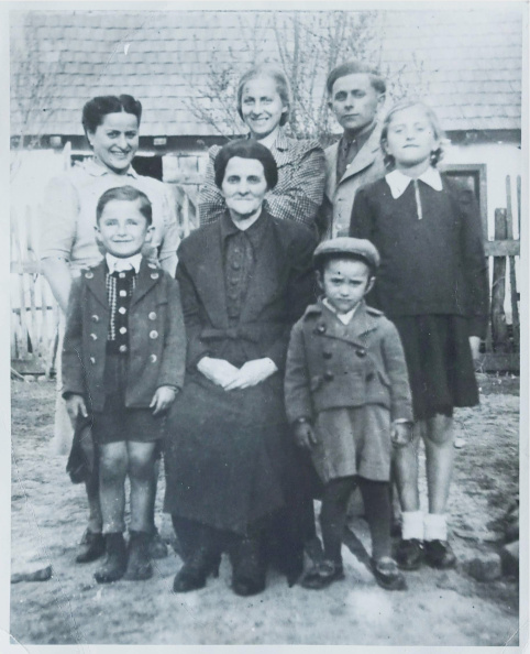 Klein family with grandma.jpg