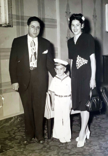 Frank and Margaret Popovitz With Son.jpg